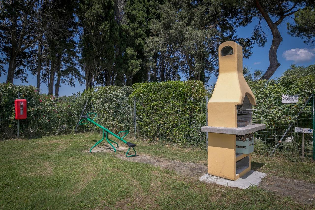 Podere Nuti - 1 La Regola Cecina  Exterior foto